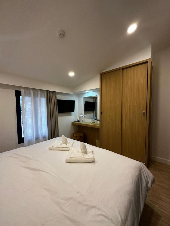 Midnight Blue Guesthouse Luang Prabang Exterior foto