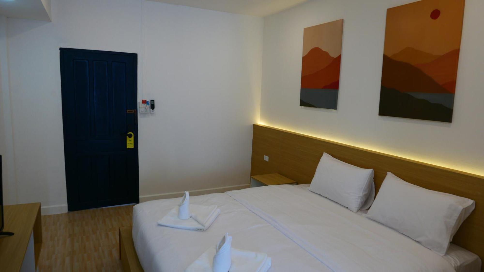 Midnight Blue Guesthouse Luang Prabang Exterior foto